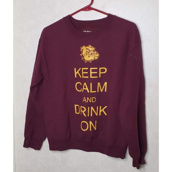 UMD University Minnesota Duluth Bulldogs Small Maroon Pullover Sweatshirt Gildan - Picture 1 of 5